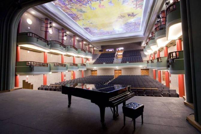 Paraninfo ULL - En Escenario